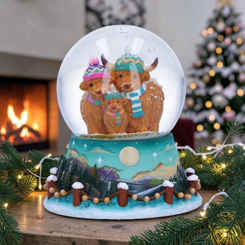 Winter Highland Cow Snow Globe 13.7cm